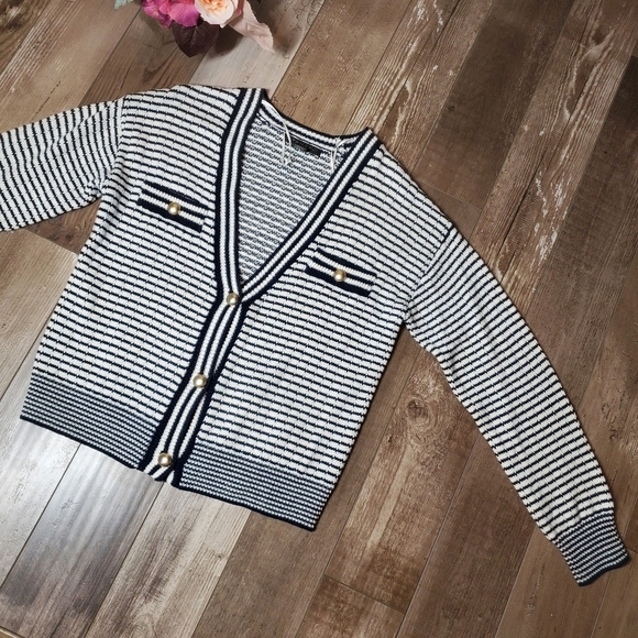 Tahari Navy Blue and White Striped Women's Button Down Cardigan Sweater NWOT - Picture 6 of 15